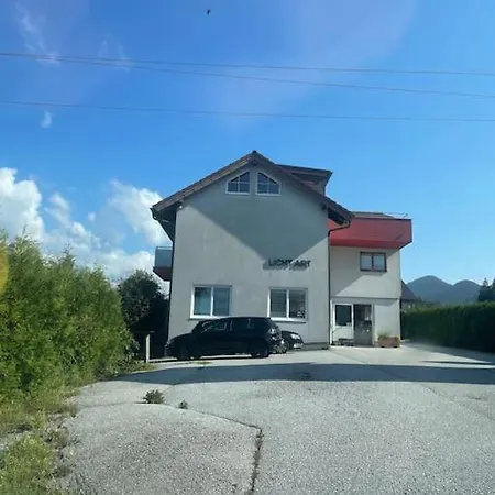 Apartment Hubers Feine Hof bei Salzburg